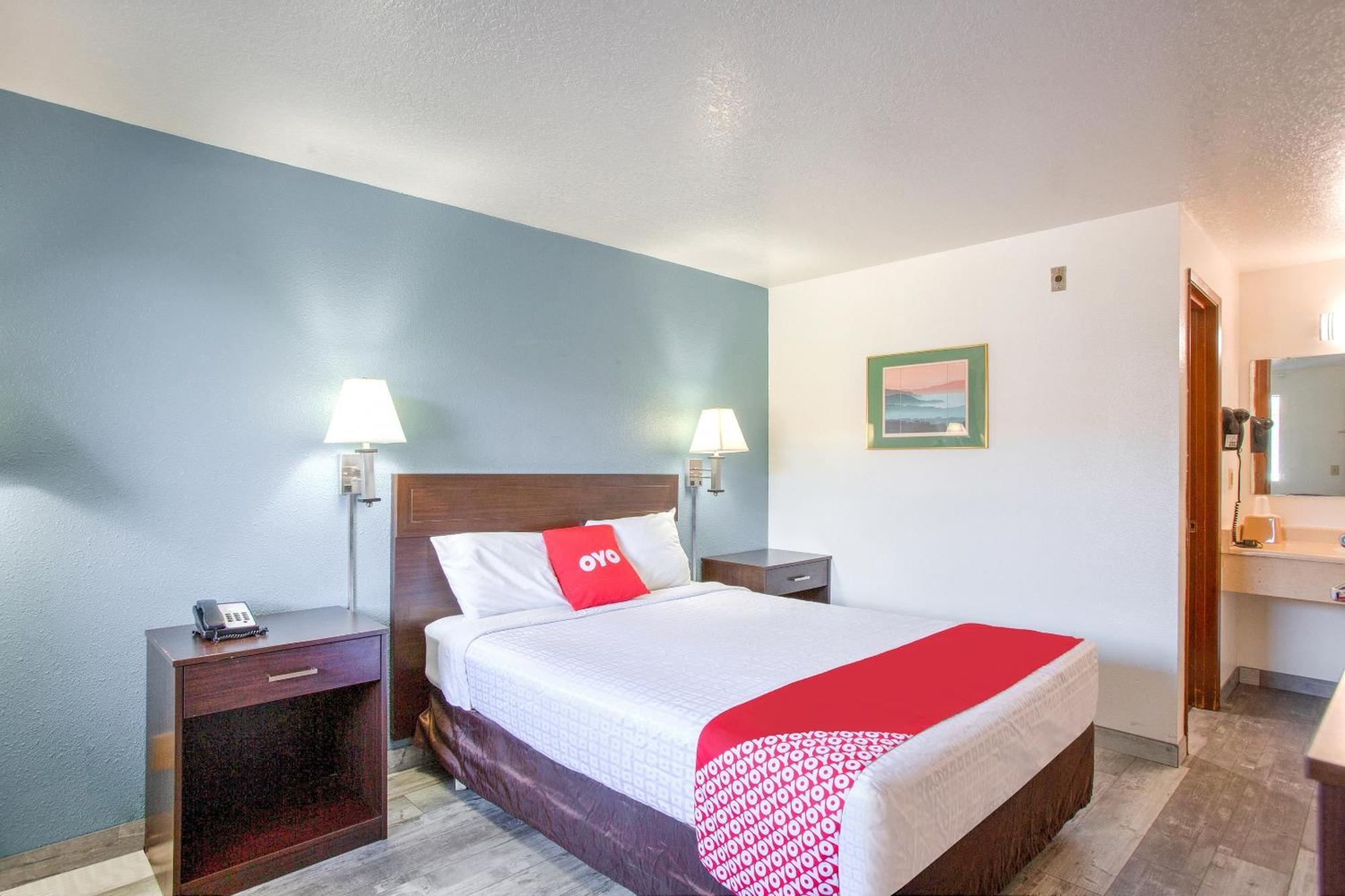 Oyo Woodland Hotel And Suites エクステリア 写真